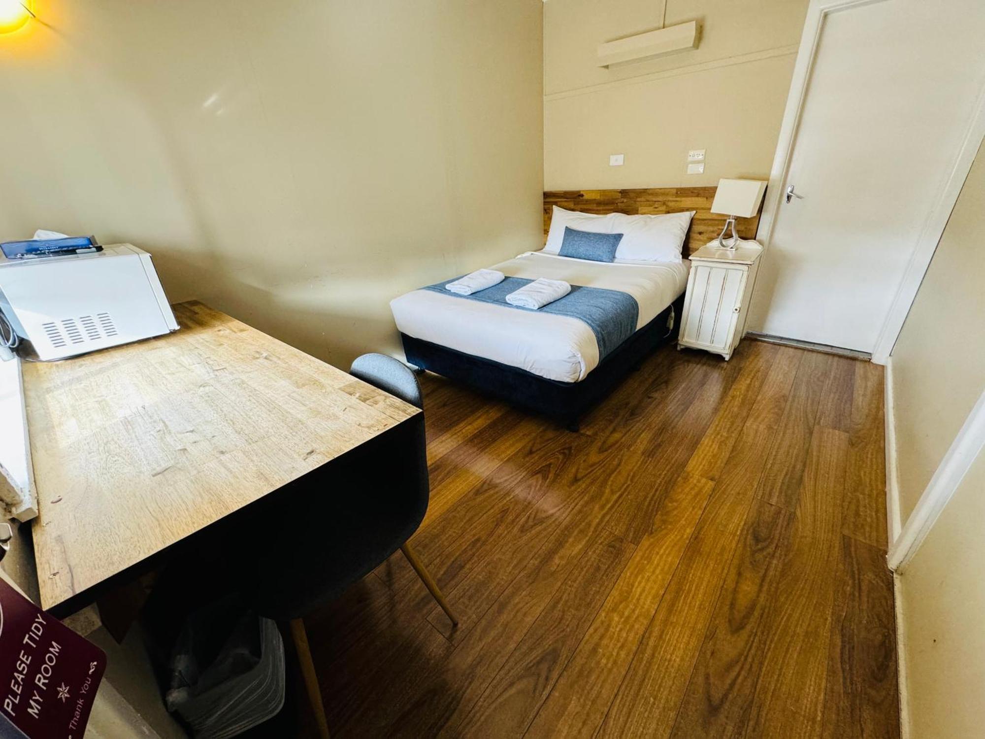 Ardeanal Motel West Wyalong Kültér fotó