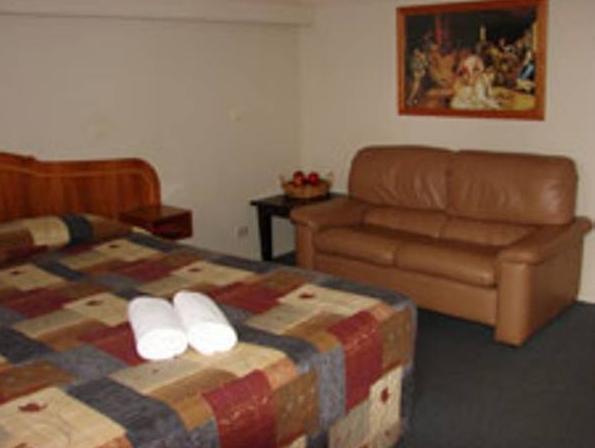 Ardeanal Motel West Wyalong Kültér fotó